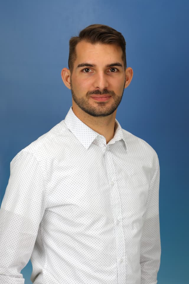 Szabó Szilárd - közmű tervező, út tervező mérnök, Szilárd Infrastruktúra